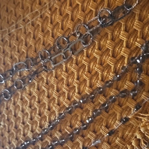 4 Gold, Black and Silver Pendants - Picture 5 of 5